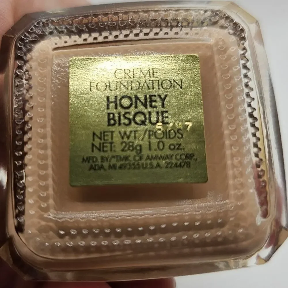 NIB Artistry Creme Foundation 1oz Honey Bisque 1993‎